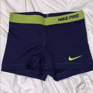 NIKE PROS Dri-Fit SHORTS